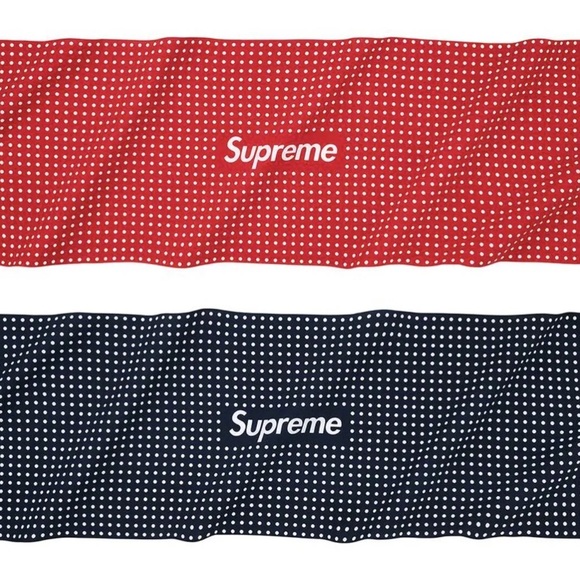 Supreme Other - Supreme towel set